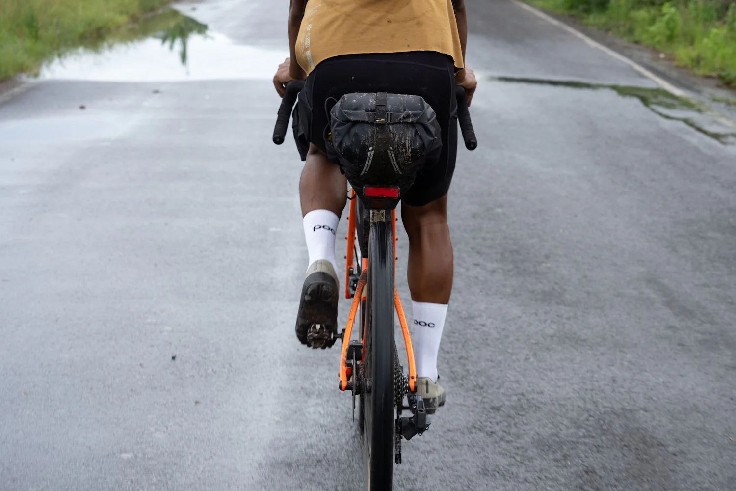 Apidura Expedition Black Saddle Pack - Image 5