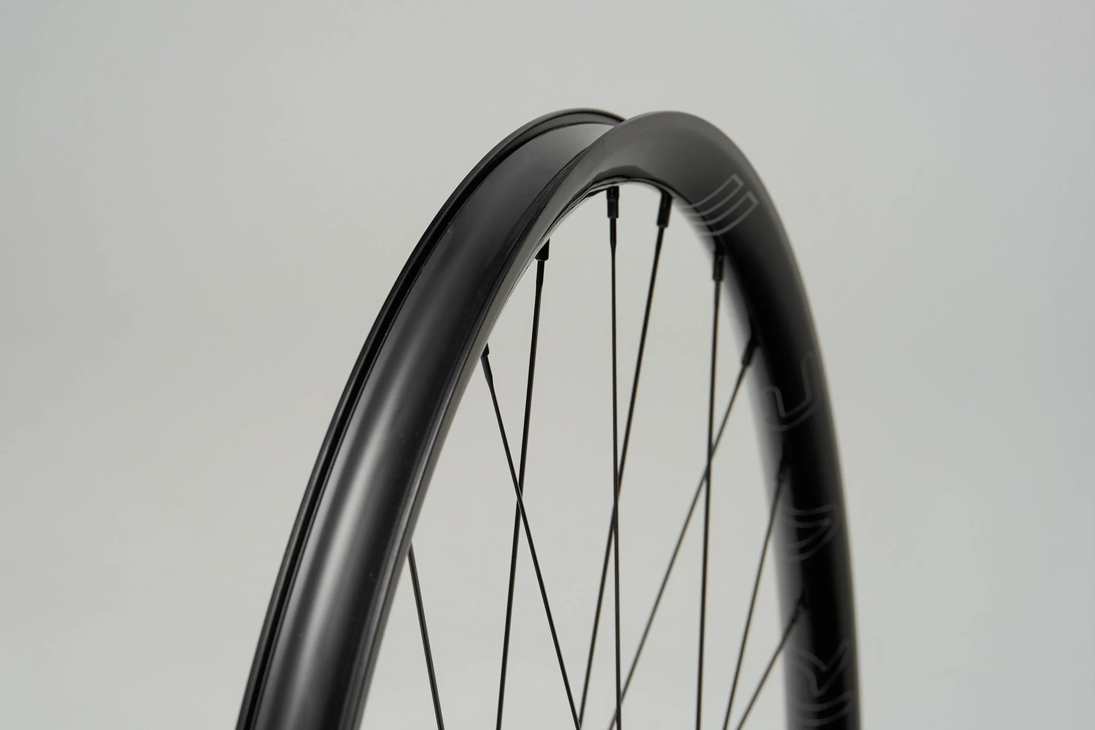 Curve Grav AL. Wheelset 28H 650B 12/142 XD - Image 2