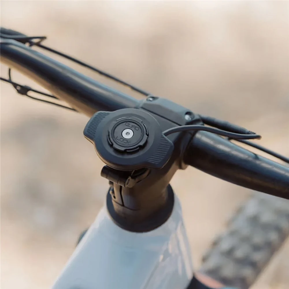 Quad Lock eBike Waterproof Wireless Charging Head - Image 2