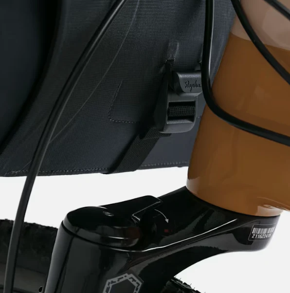 Rapha Explore Handlebar Accessory Pack - Image 5