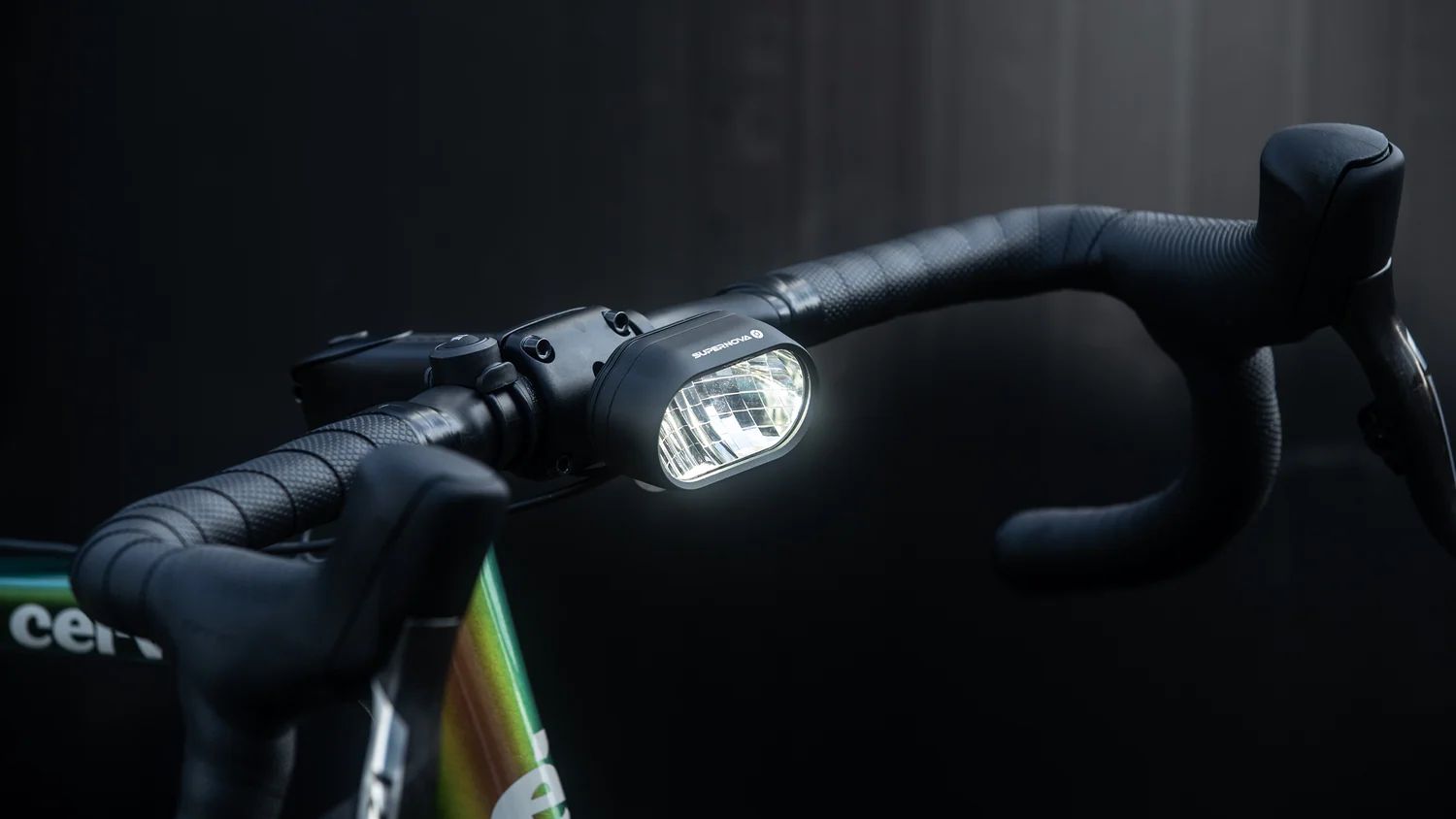 Supernova M99 DY Pro Dynamo Front Light (w/ high beam) Black - Image 2
