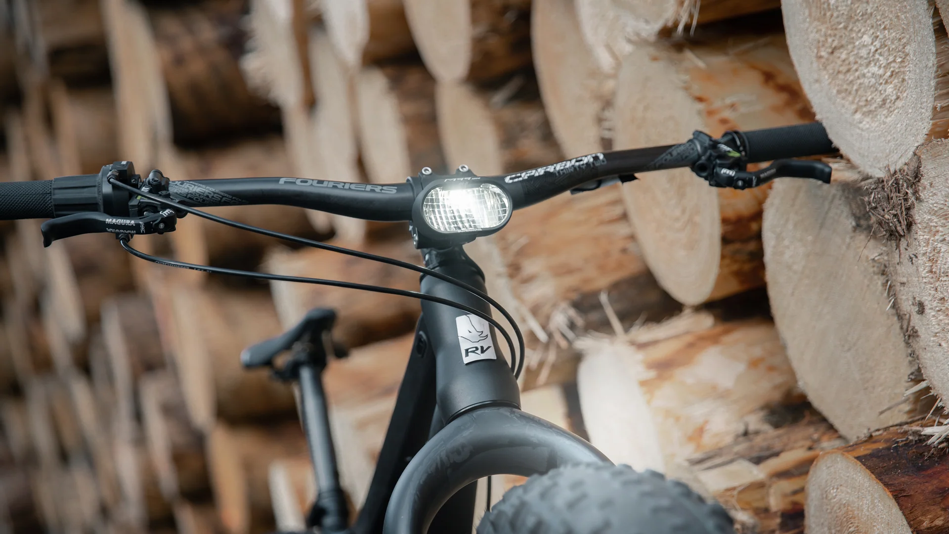 Supernova M99 Mini Pure E-bike Front Light - Image 2