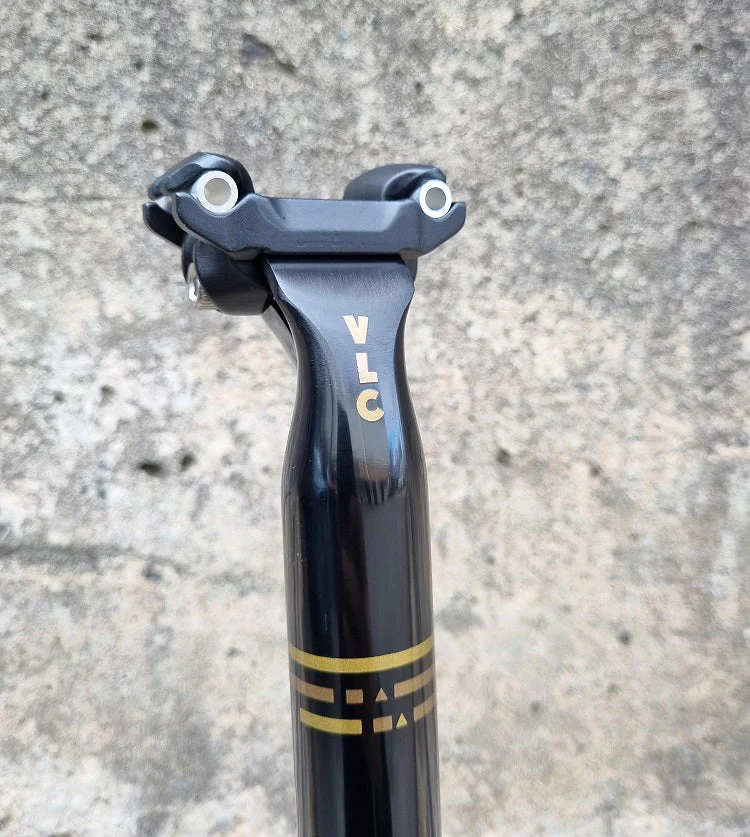 Veloci Torch Seatpost, 27.2x400mm, 18mm Offset - Image 2