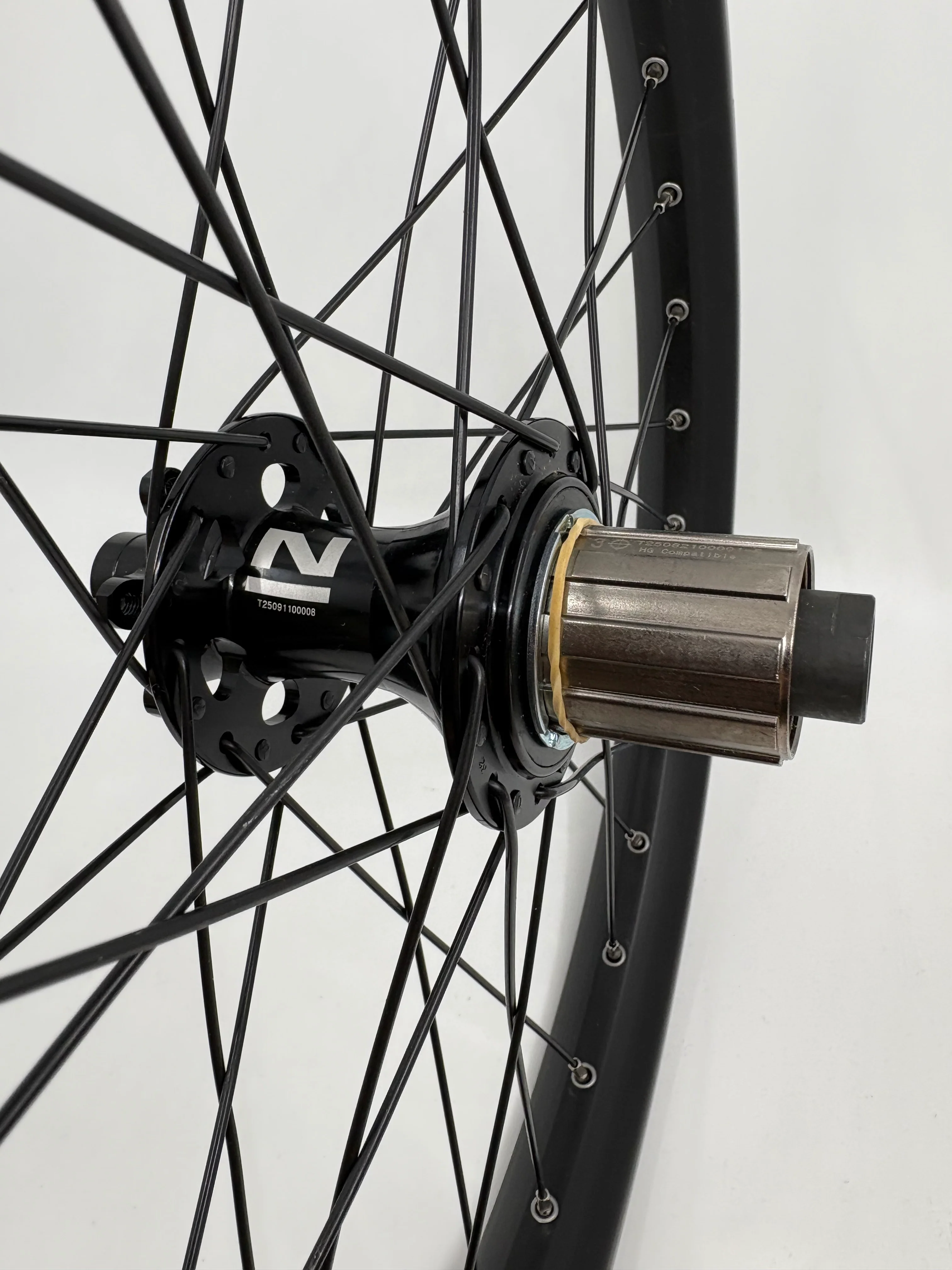 Wheel 20" Rear, 142mm 6 bolt Novatec Sealed Bearing Hub, HG freehub, MD30 Rim - Image 2